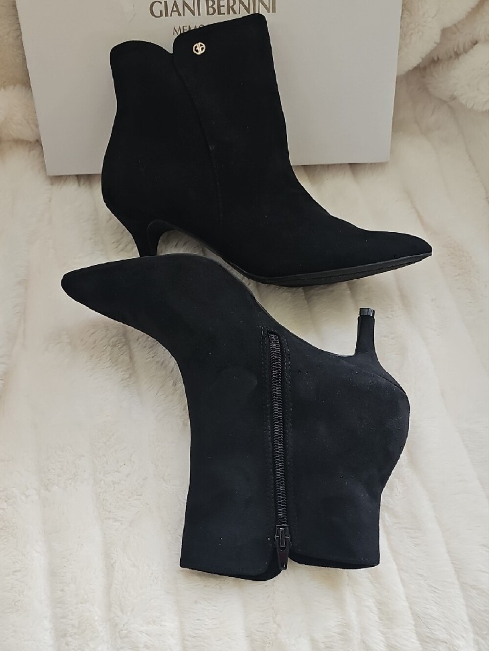 Giani Bernini Black Suede Pointed-Toe Ankle Booties with Kitten Heel NIB - Picture 4 of 10